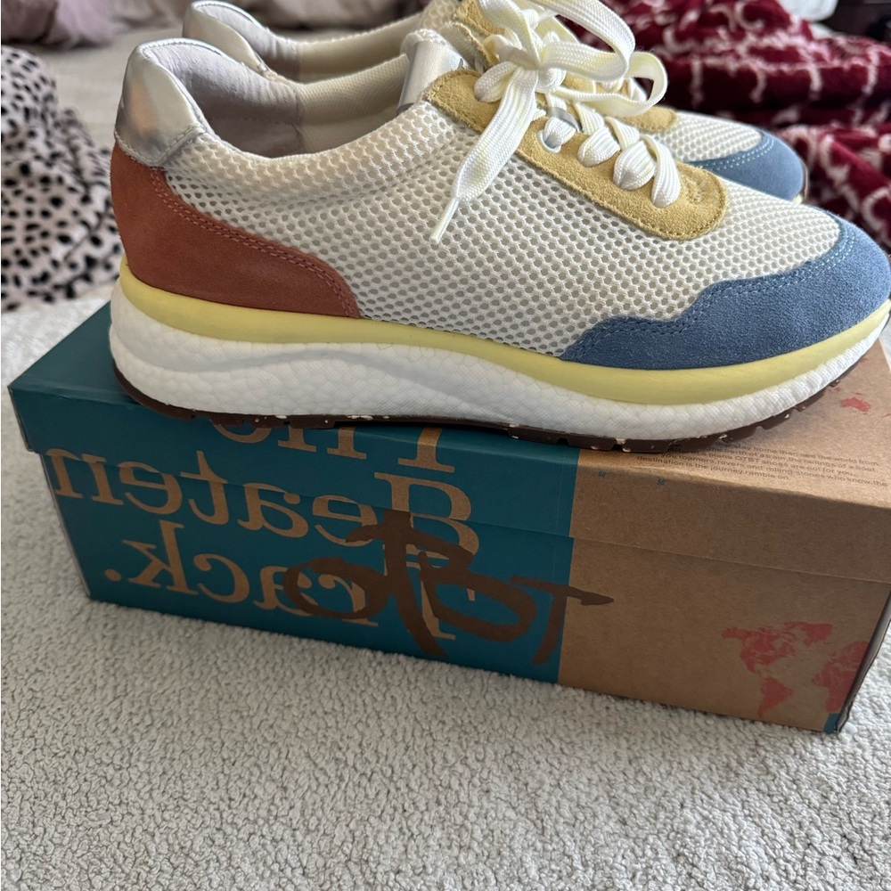 OTBT Multicolor Women's Sneakers